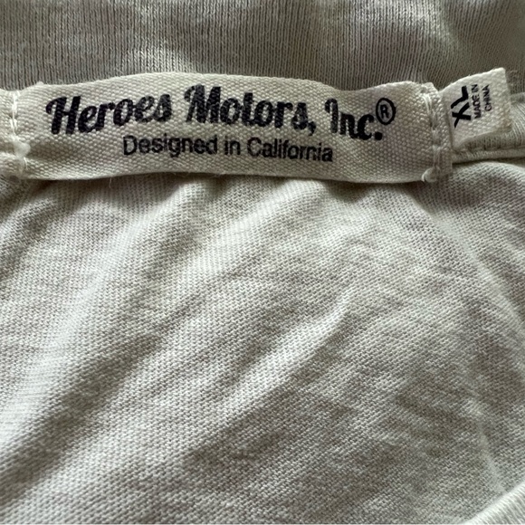 Heroes Motors Racing Tee - Picture 3 of 3